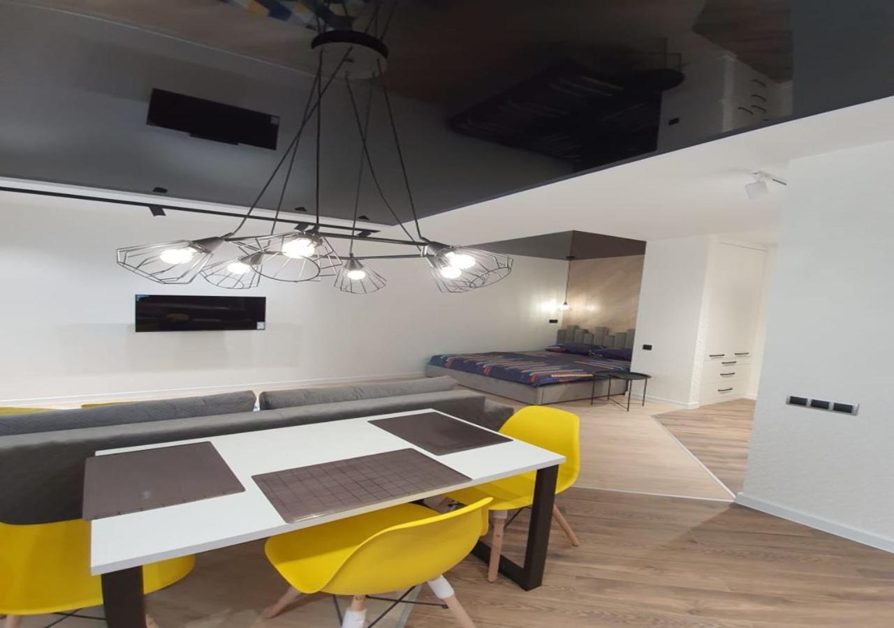 New Lux Apartment 2020 Харьков Экстерьер фото